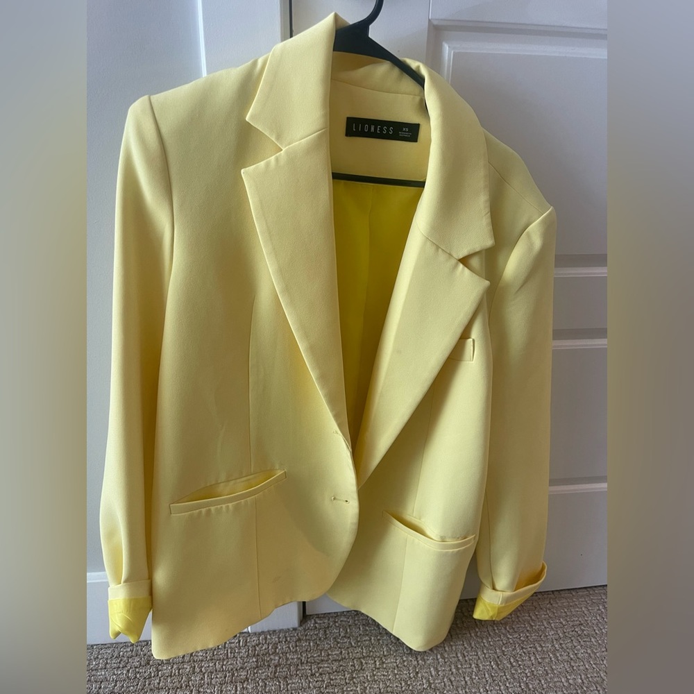lioness oversized blazer